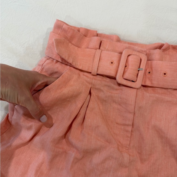 Veronica Beard Coral Linen Shorts with Belt - Picture 2 of 11